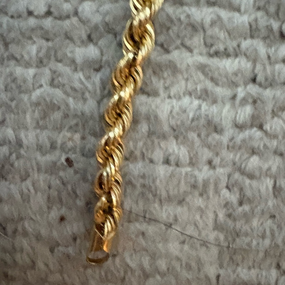 GUC Stamped 14k gold rope necklace. 20 inches long - Picture 8 of 14